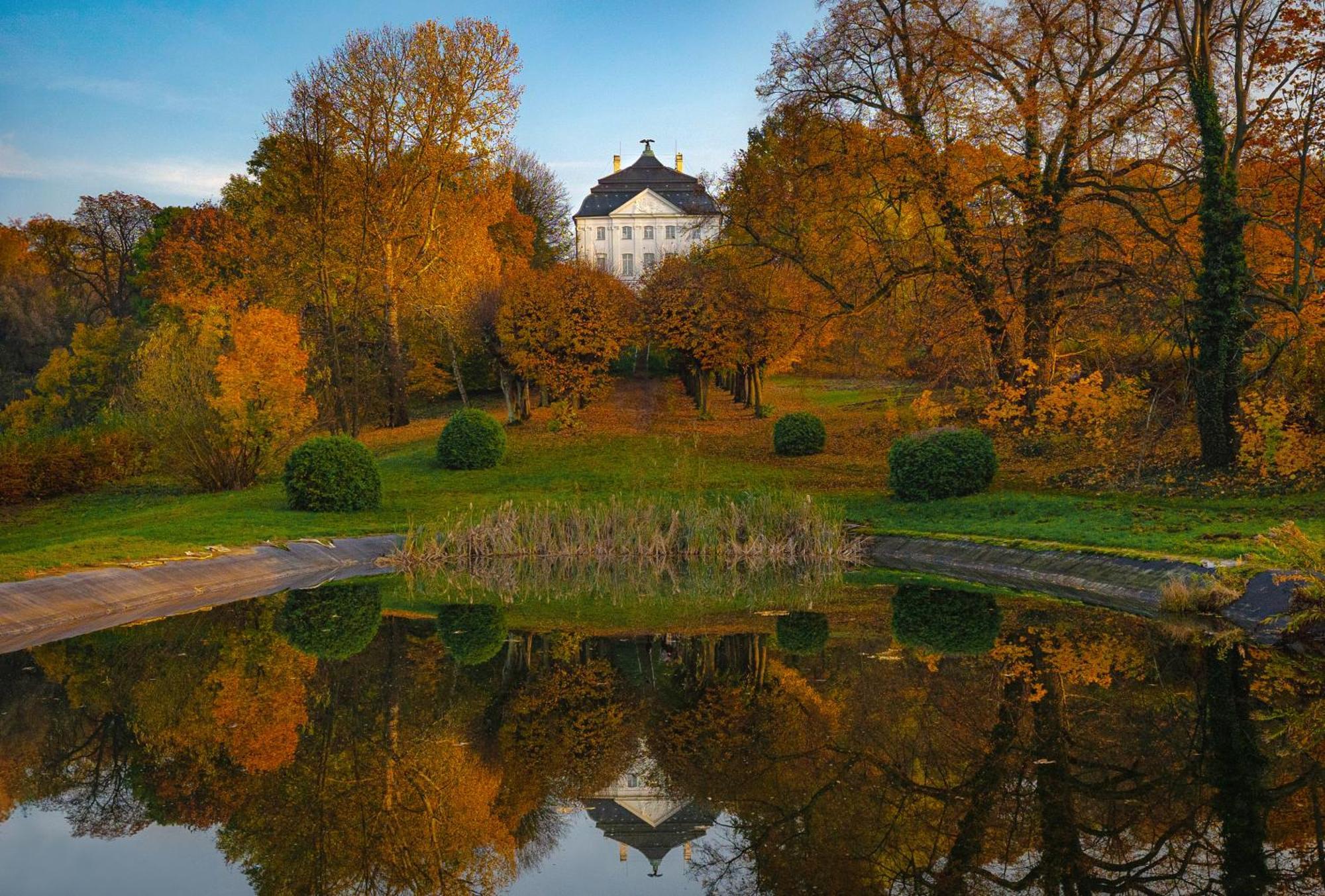 Zespol Palacowo-Parkowy W Ostromecku Ostromecko Екстер'єр фото