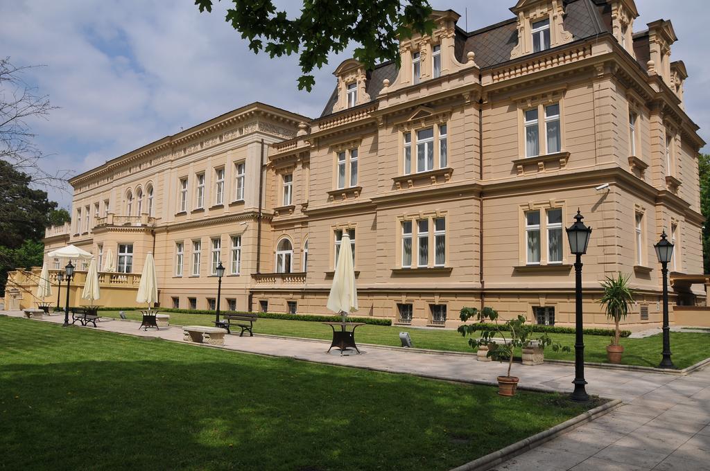 Zespol Palacowo-Parkowy W Ostromecku Ostromecko Екстер'єр фото